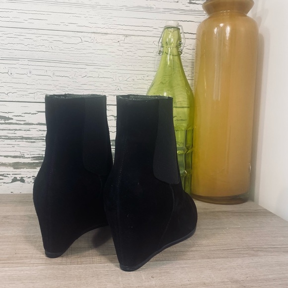 Stuart Weitzman Black Suede Nusocks Ankle Boots - Picture 7 of 15